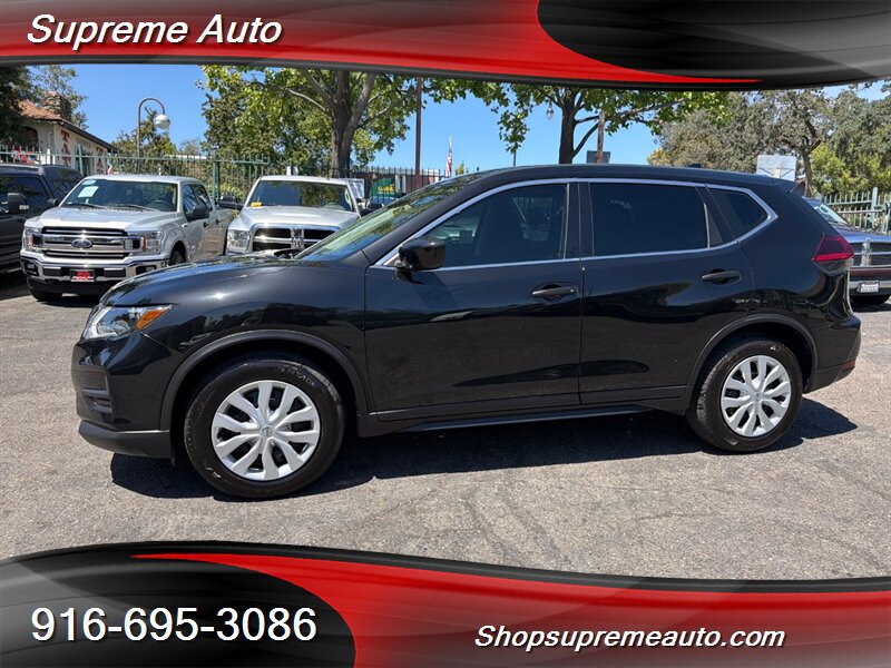 Used 2020 Nissan Rogue S FWD image 1