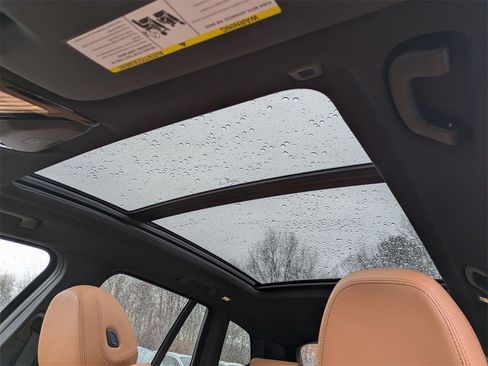 Certified 2024 BMW X3 M40i w/ Premium Package image 16