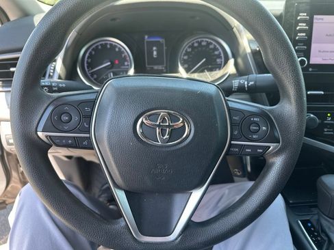 Used 2021 Toyota Camry LE FWD image 16