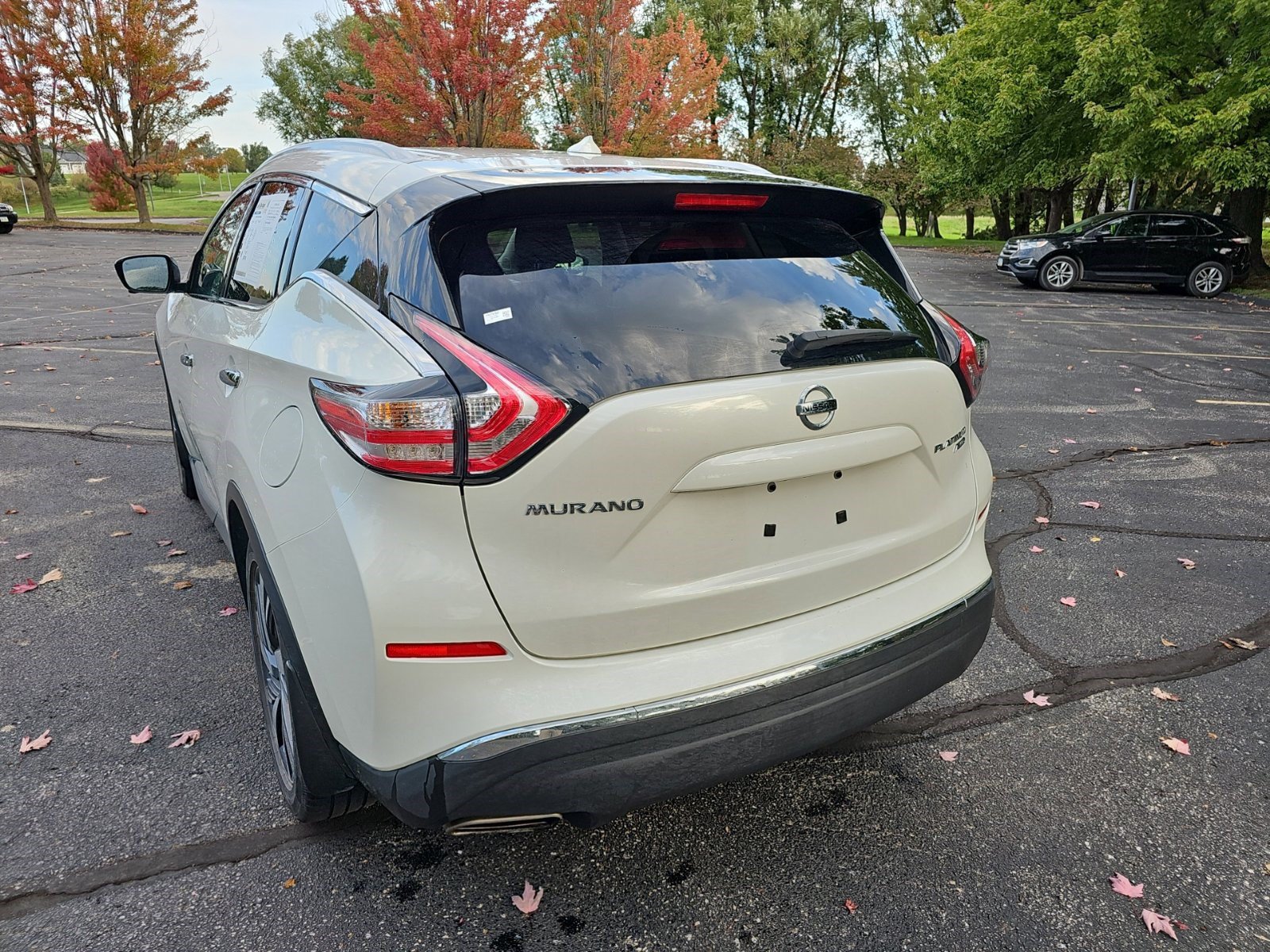 Used 2015 Nissan Murano Platinum w/ Platinum Technology Package AWD/4WD image 3