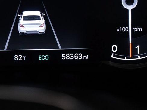 Used 2024 Genesis G70 2.5T RWD image 18