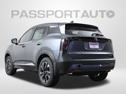 New 2026 Nissan Kicks SV w/ SV Premium Package image 5
