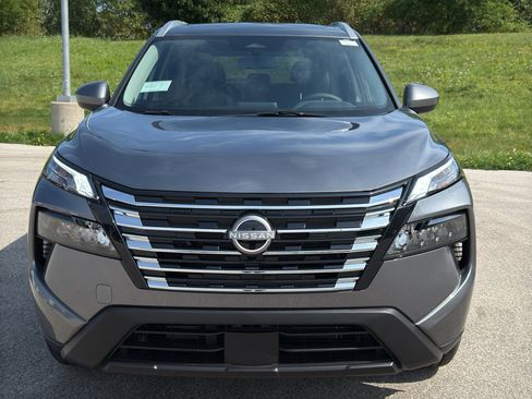 New 2026 Nissan Rogue SV w/ SV Premium Package image 3