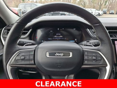 Used 2022 Jeep Grand Cherokee L Limited AWD/4WD image 22