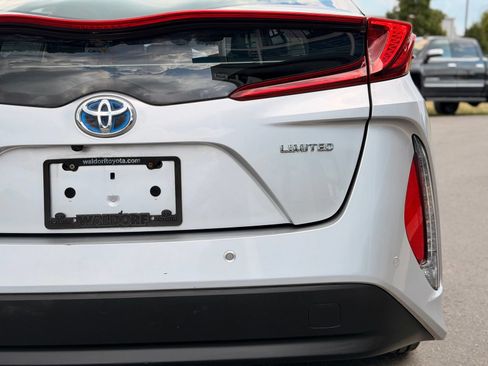 Used 2020 Toyota Prius Prime Limited FWD image 15