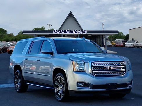 Used 2019 GMC Yukon XL SLT w/ Open Road Package image 1