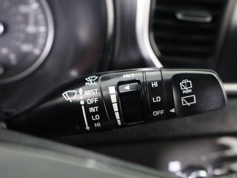 Used 2022 Kia Sportage LX image 36
