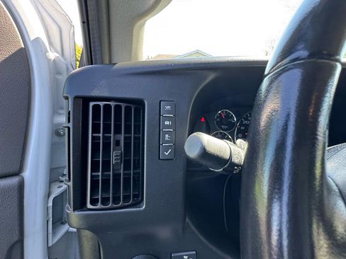 Used 2022 Chevrolet Express 2500 Extended w/ Driver Convenience Package image 16