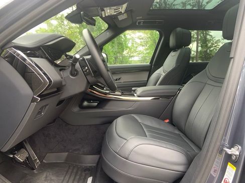 Certified 2025 Land Rover Range Rover Sport Dynamic SE image 14