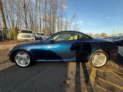 Used 2002 Lexus SC 430 Convertible image 3