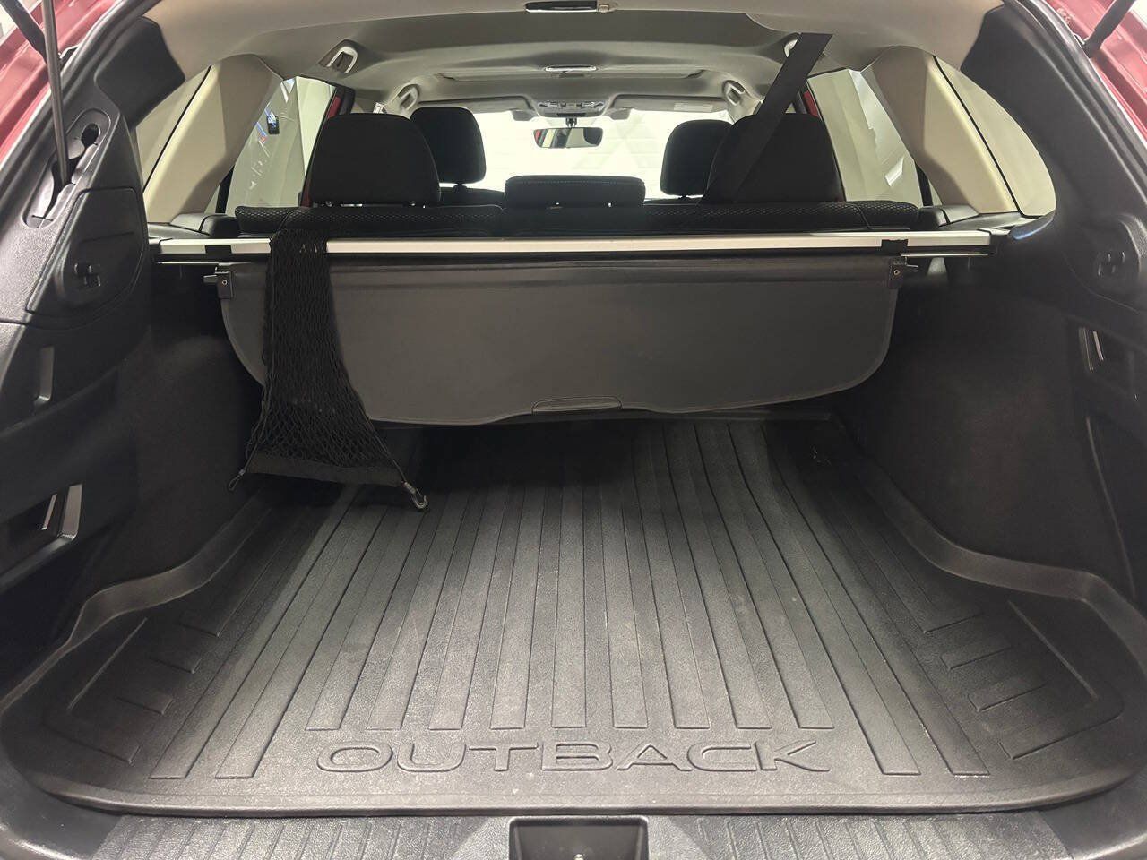 Used 2019 Subaru Outback 2.5i Premium w/ Popular Package #2 AWD/4WD image 19