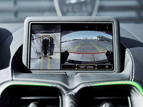 Used 2023 Aston Martin V12 Vantage RWD image 62