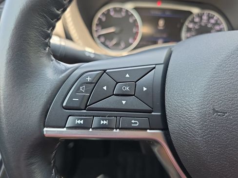 Used 2023 Nissan Sentra SV FWD image 19