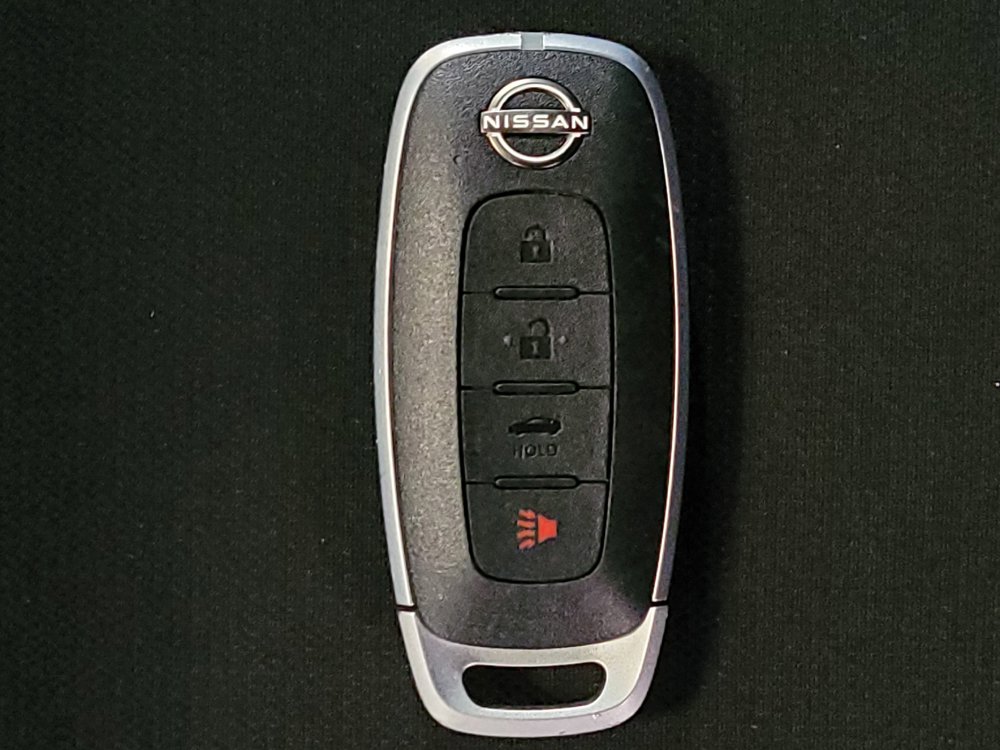 Used 2025 Nissan Sentra SV FWD image 32