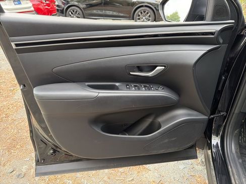 Certified 2024 Hyundai Santa Cruz SEL image 18