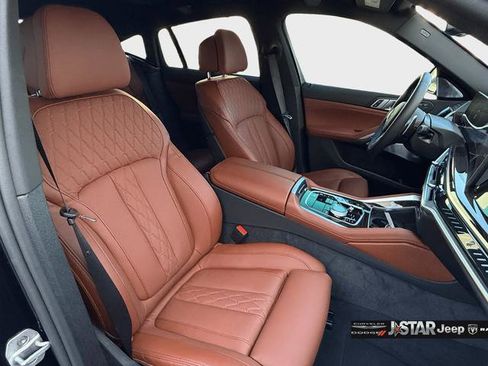 Used 2026 BMW X6 M60i image 14