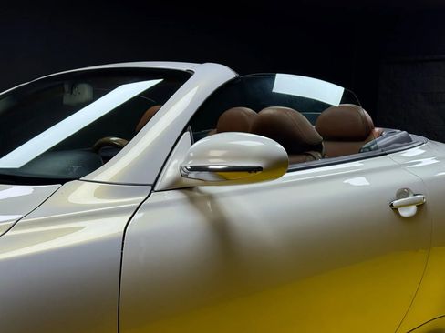 Used 2002 Lexus SC 430 Convertible image 9
