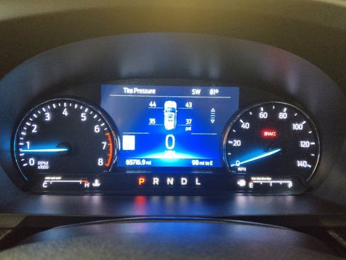 Used 2022 Ford Explorer ST-Line AWD/4WD image 23