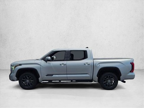 Used 2023 Toyota Tundra Platinum AWD/4WD image 8
