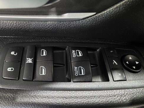 Used 2020 RAM 1500 Big Horn image 18