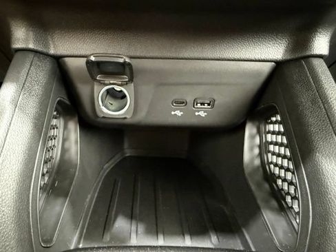 New 2026 Chevrolet TrailBlazer LS w/ LS Convenience Package AWD/4WD image 32