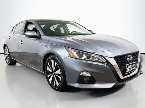Used 2019 Nissan Altima 2.5 SL FWD image 3