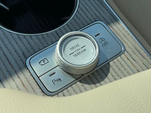 New 2026 Genesis GV80 2.5T Advanced image 41