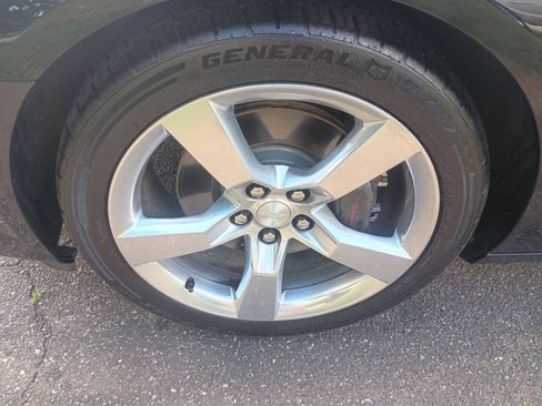 Used 2010 Chevrolet Camaro SS w/ RS Package RWD image 21