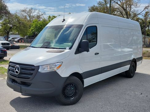 New 2026 Mercedes-Benz Sprinter 2500 image 1