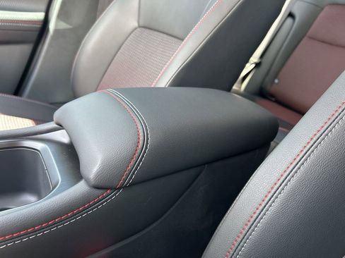 New 2026 Nissan Kicks SR FWD image 37