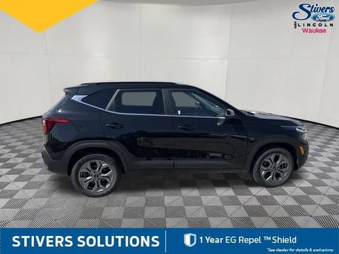 Used 2024 Kia Seltos S AWD/4WD image 5