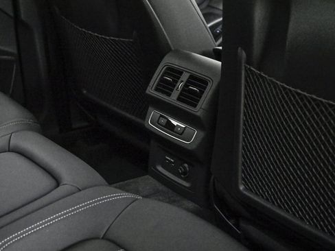 Used 2023 Audi Q5 2.0T Premium Plus w/ Premium Plus Package image 18