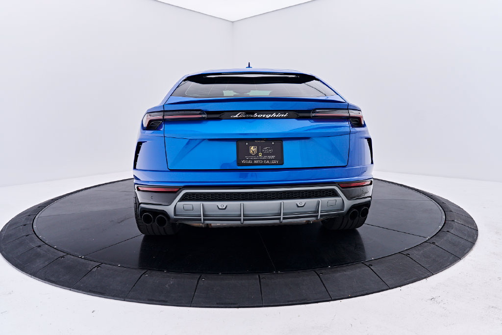 Used 2020 Lamborghini Urus AWD/4WD image 10