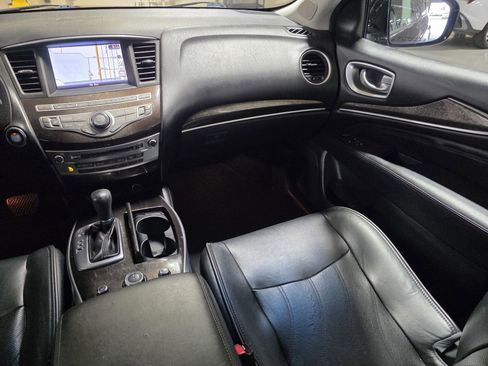 Used 2013 INFINITI JX35 Base w/ Premium Pkg image 19