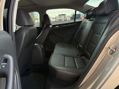 Used 2015 Volkswagen Jetta TDI SEL image 43