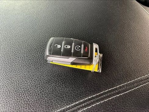 Used 2020 RAM 1500 Big Horn image 36