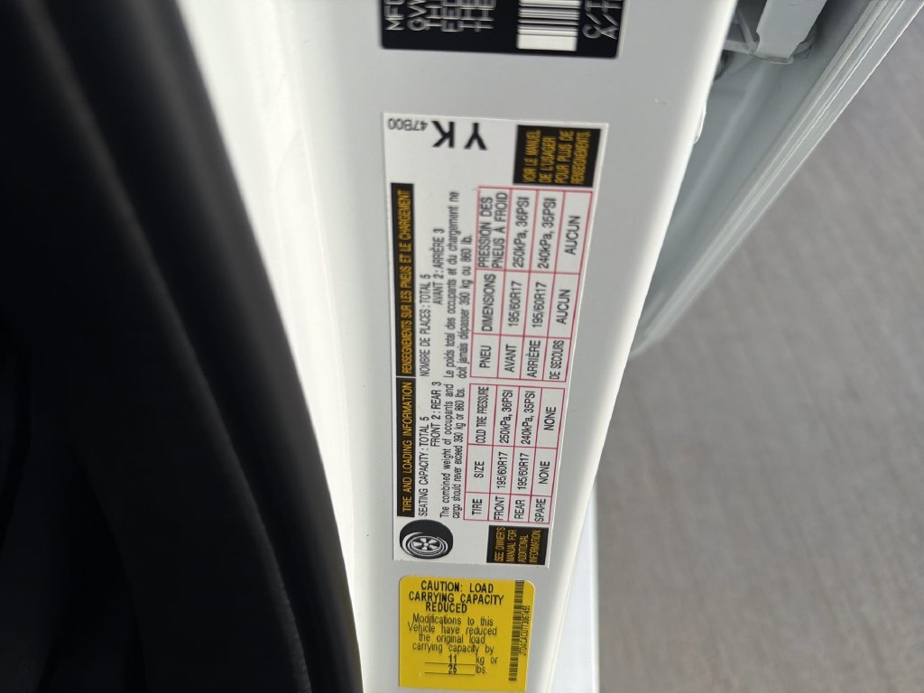 Certified 2026 Toyota Prius Plug-In Hybrid FWD image 34