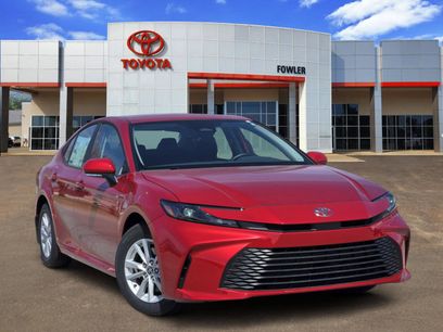 New 2026 Toyota Camry LE w/ Convenience Package