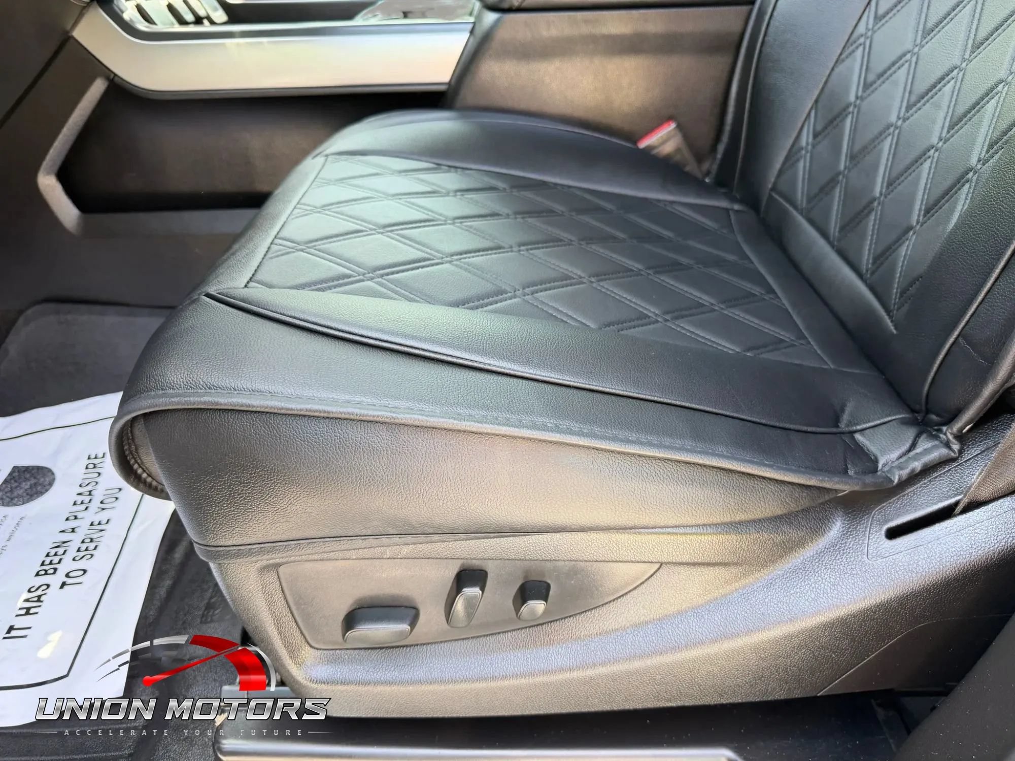 Used 2017 Chevrolet Silverado 2500 LTZ w/ Duramax Plus Package AWD/4WD image 19
