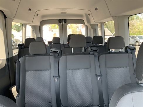 Used 2024 Ford Transit 350 XLT image 31