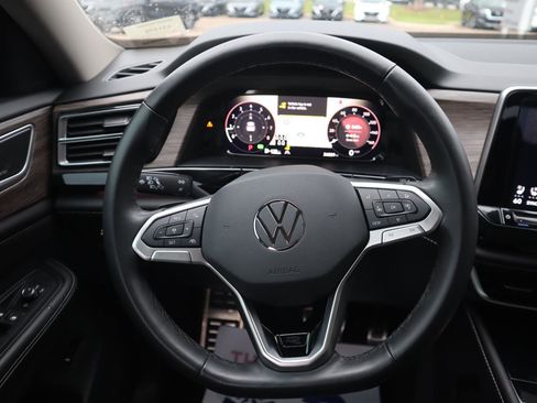 Used 2024 Volkswagen Atlas SEL Premium R-Line image 20