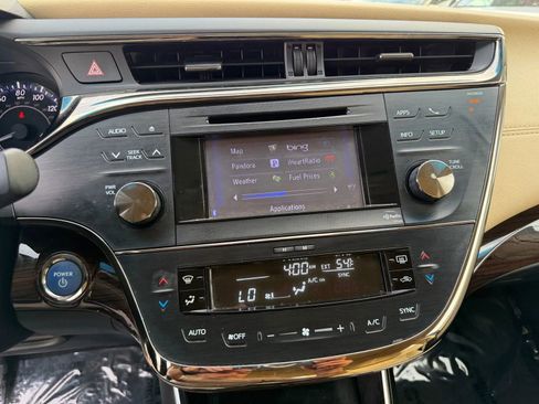 Used 2014 Toyota Avalon XLE Touring image 39