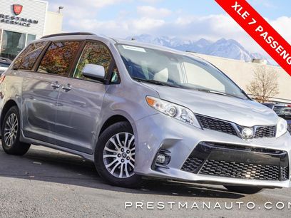 Used 2019 Toyota Sienna XLE w/ XLE Navigation Package