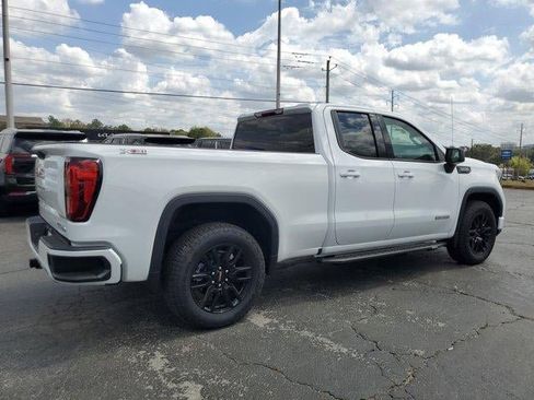 New 2025 GMC Sierra 1500 Elevation image 3
