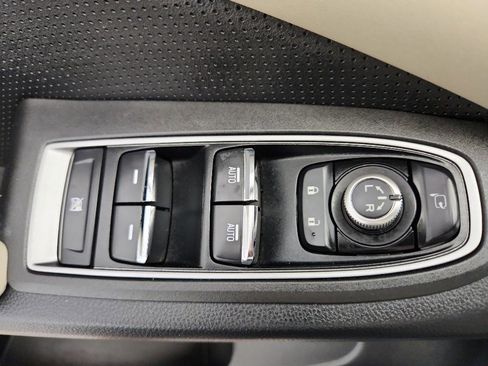 Used 2023 Subaru Ascent Limited w/ Technology Package image 11