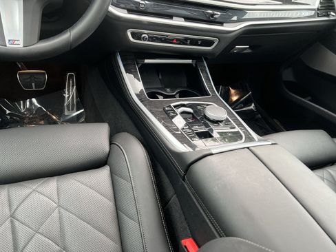 Used 2024 BMW X5 xDrive40i w/ M Sport Package AWD/4WD image 23