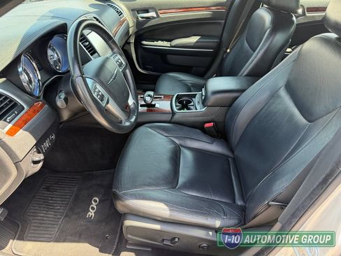 Used 2012 Chrysler 300 Limited RWD image 14