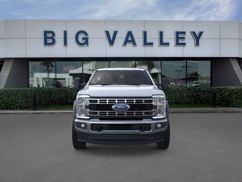 New 2026 Ford F550 4x4 Regular Cab Super Duty image 6