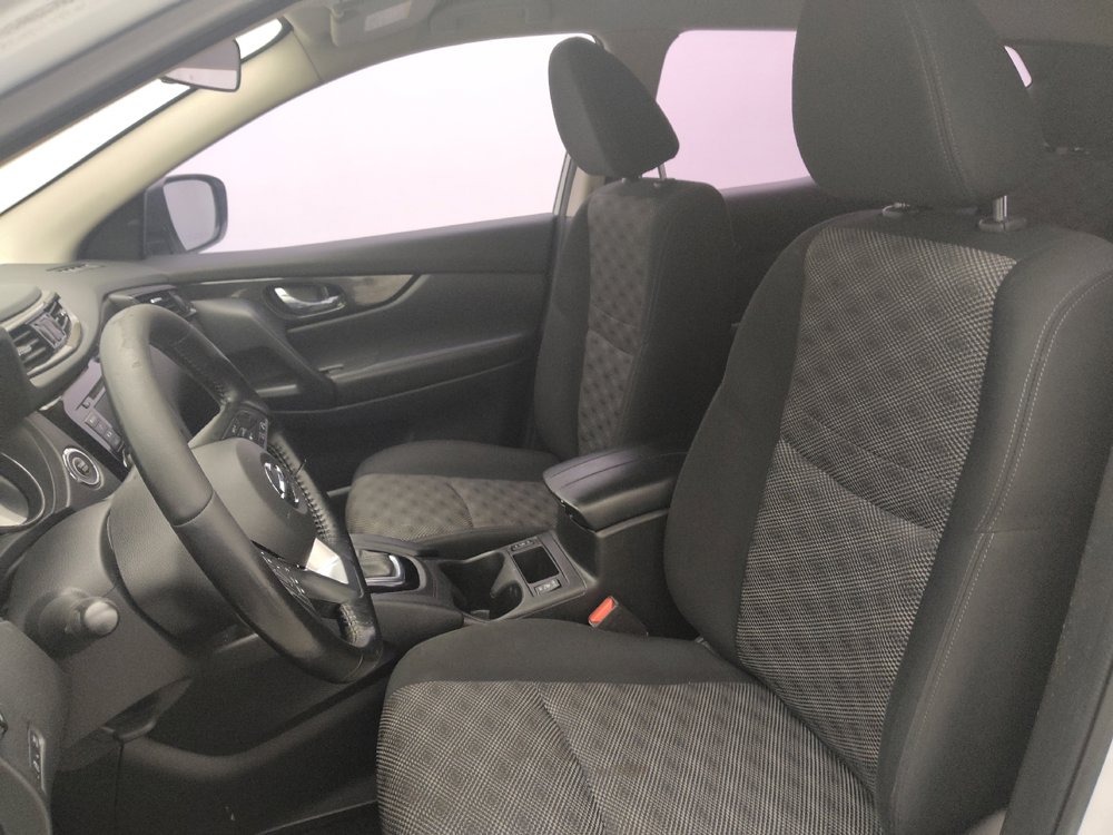 Used 2021 Nissan Rogue Sport SV FWD image 17
