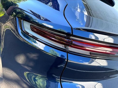 Certified 2026 Porsche Cayenne Coupe AWD/4WD image 31